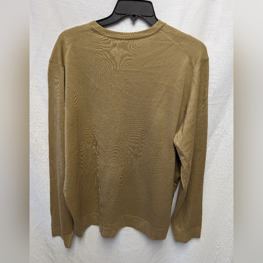 Sweater - Picture 3 of 3